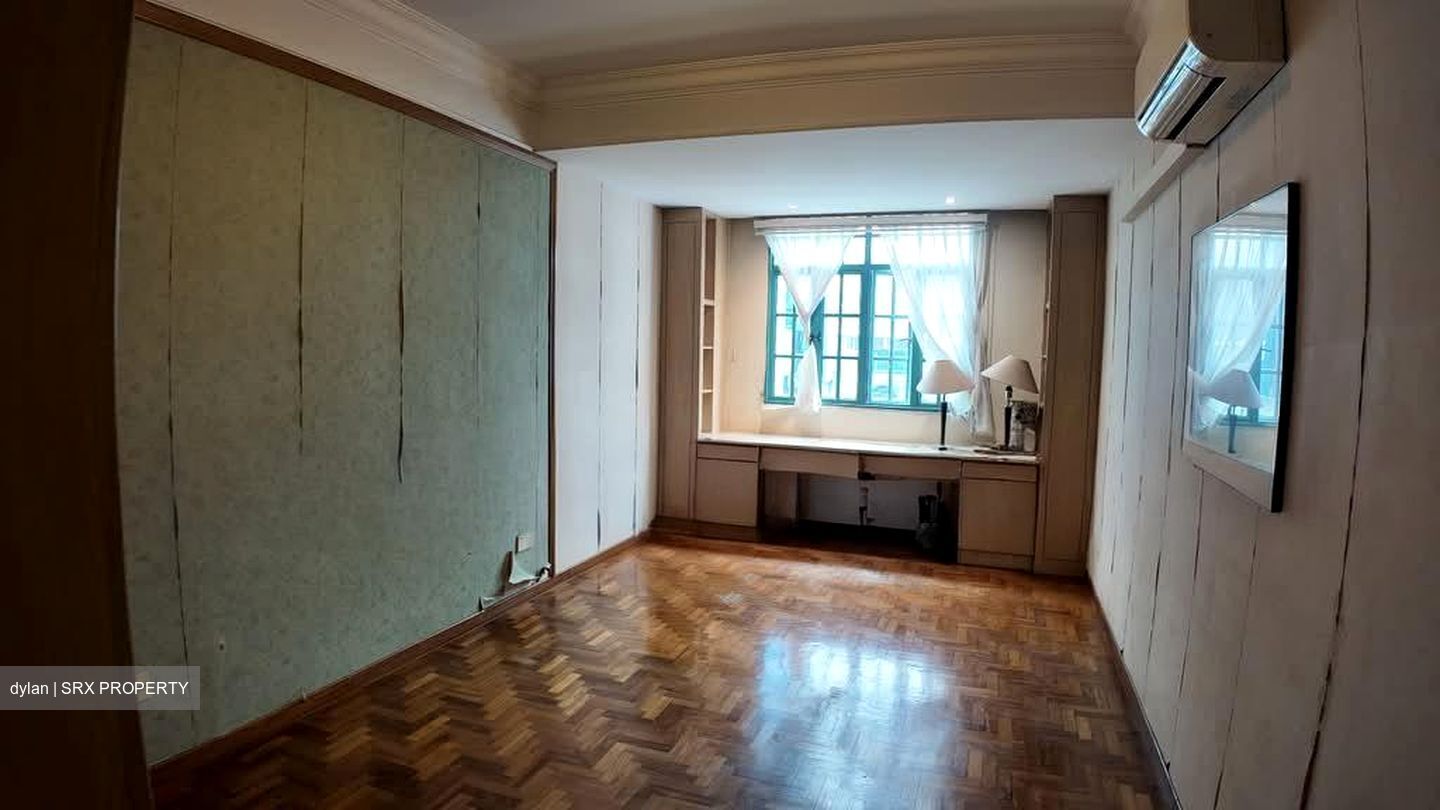 Jalan Punai (D14), Terrace #559841441